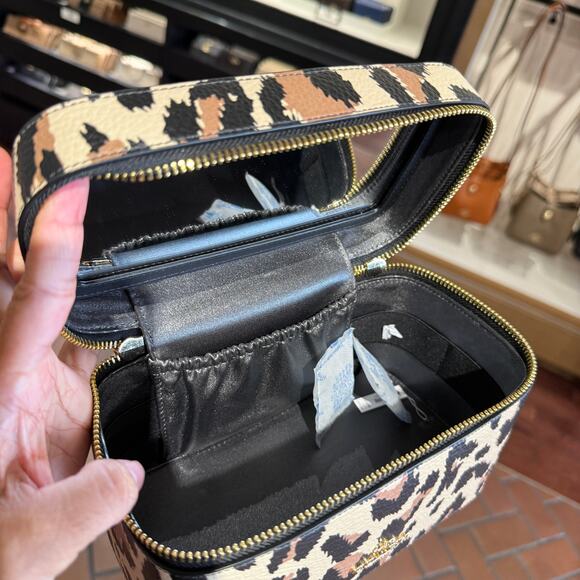 Coach CCF43 Cosmetic Case With Leopard Print, Gold/Leopard Multi, New - Picture 8 of 10